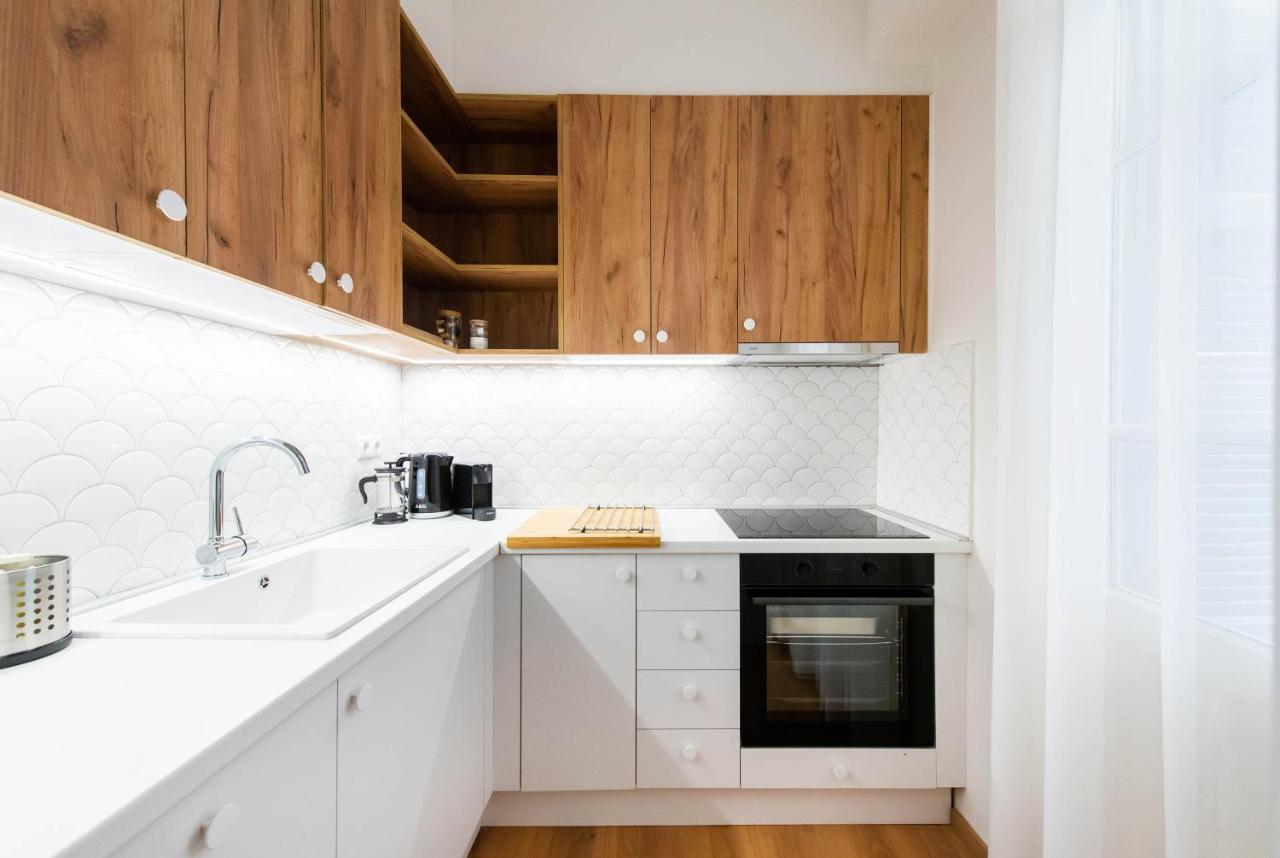 White Lotus By Halu! Apartments Thessaloniki Buitenkant foto